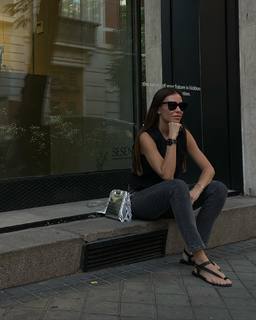 Marta Carriedo feet photo 5