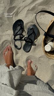 Marta Carriedo feet photo 5