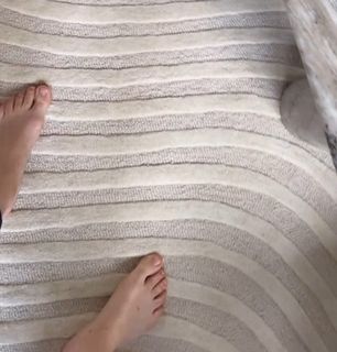 Marta Carriedo feet photo 16
