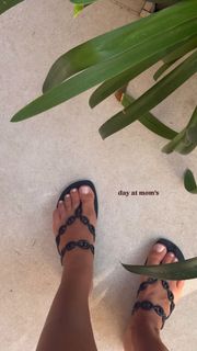 Marta Carriedo feet photo 6