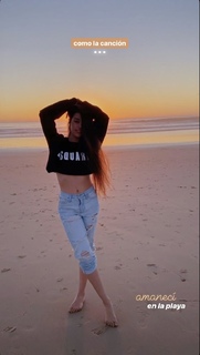 Marta Díaz feet photo thumbnail