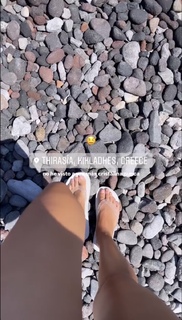Marta Díaz feet photo thumbnail