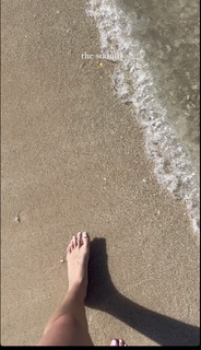 Marta Díaz feet photo thumbnail