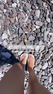 Marta Díaz feet photo thumbnail