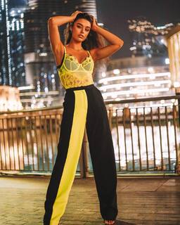 Marta Díaz feet photo thumbnail