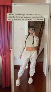 Marta Díaz feet photo thumbnail