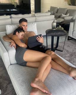 Marta Díaz feet photo thumbnail