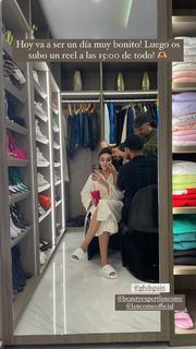 Marta Díaz feet photo thumbnail