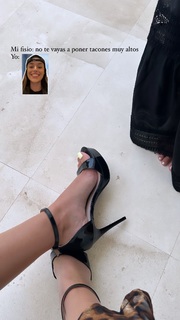 Marta Díaz feet photo thumbnail