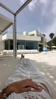 Marta Díaz feet photo thumbnail