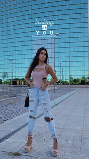 Marta Díaz feet photo thumbnail