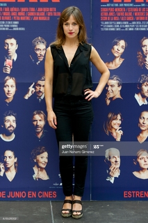 Marta Etura feet photo 10