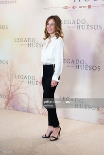 Marta Etura feet photo 3