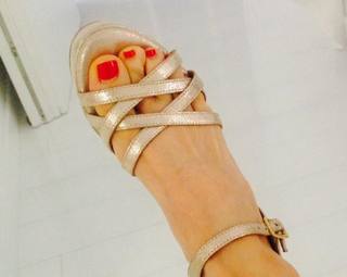 Marta Flavi feet photo 10