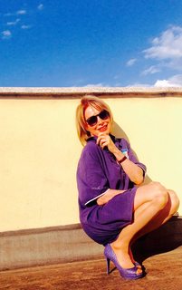 Marta Flavi feet photo 3