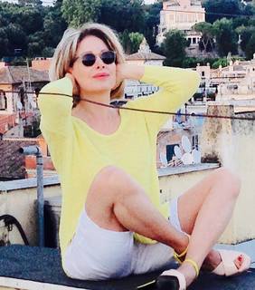 Marta Flavi feet photo 1