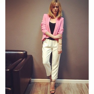 Marta Hazas feet photo thumbnail