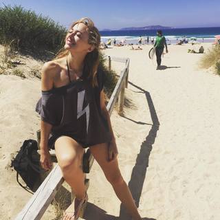 Marta Hazas feet photo thumbnail