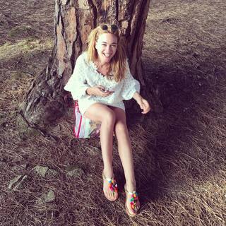 Marta Hazas feet photo thumbnail