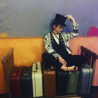 Marta Hazas feet photo thumbnail