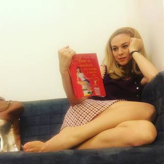 Marta Hazas feet photo thumbnail