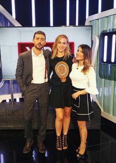 Marta Hazas feet photo thumbnail