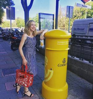 Marta Hazas feet photo thumbnail