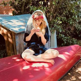 Marta Hazas feet photo thumbnail