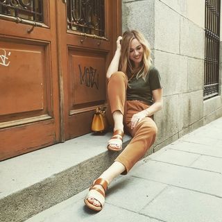 Marta Hazas feet photo thumbnail