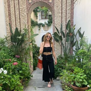 Marta Hazas feet photo thumbnail