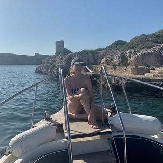 Marta Hazas feet photo thumbnail