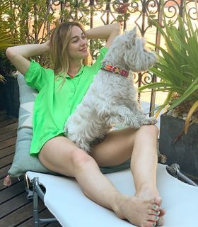 Marta Hazas feet photo thumbnail