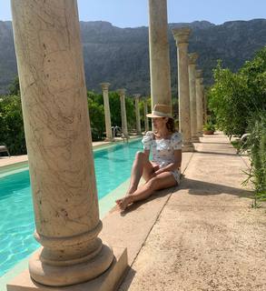 Marta Hazas feet photo thumbnail