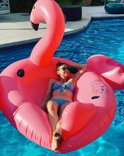 Marta Hazas feet photo thumbnail