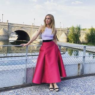 Marta Hazas feet photo thumbnail