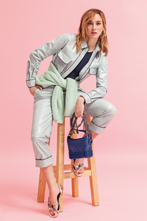 Marta Hazas feet photo thumbnail