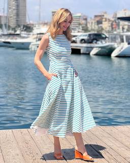 Marta Hazas feet photo thumbnail