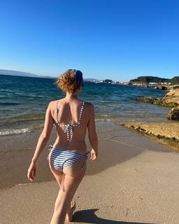 Marta Hazas feet photo thumbnail