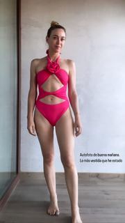 Marta Hazas feet photo thumbnail