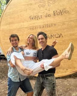 Marta Hazas feet photo thumbnail