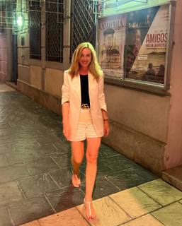 Marta Hazas feet photo thumbnail