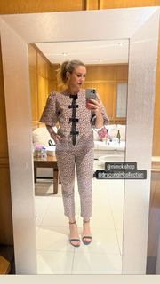 Marta Hazas feet photo thumbnail