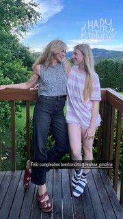 Marta Hazas feet photo thumbnail