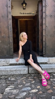 Marta Hazas feet photo thumbnail