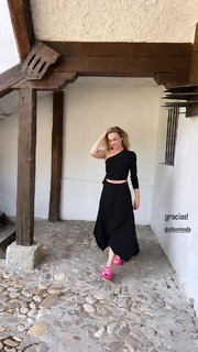 Marta Hazas feet photo thumbnail