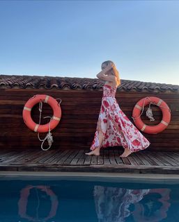 Marta Hazas feet photo thumbnail