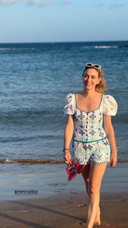 Marta Hazas feet photo thumbnail