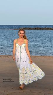 Marta Hazas feet photo thumbnail