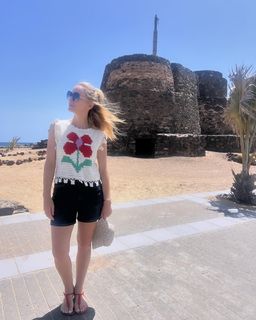 Marta Hazas feet photo thumbnail