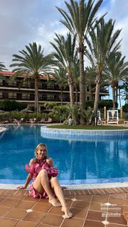 Marta Hazas feet photo thumbnail